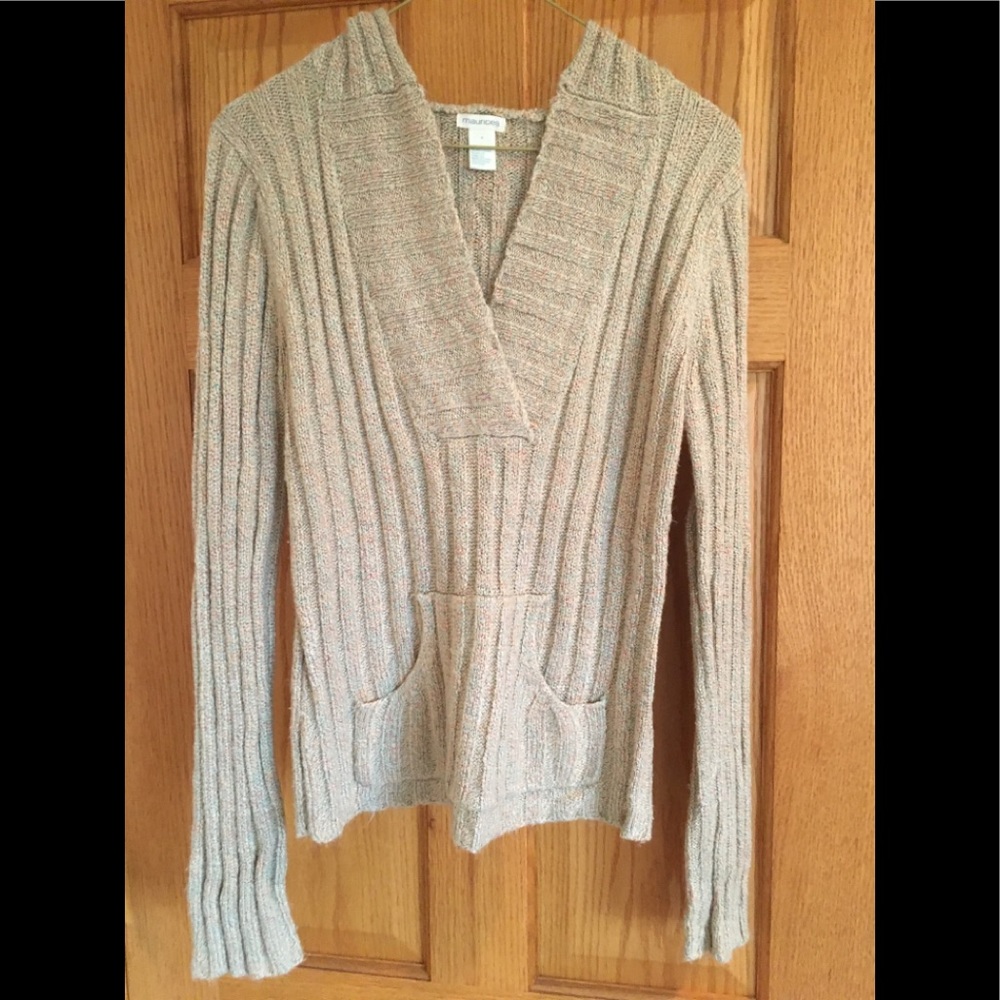 Hooded v-neck sweater